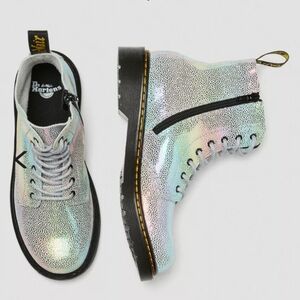Dr Marten Youth Pascal 1460 Irridescent NWOB Size 3